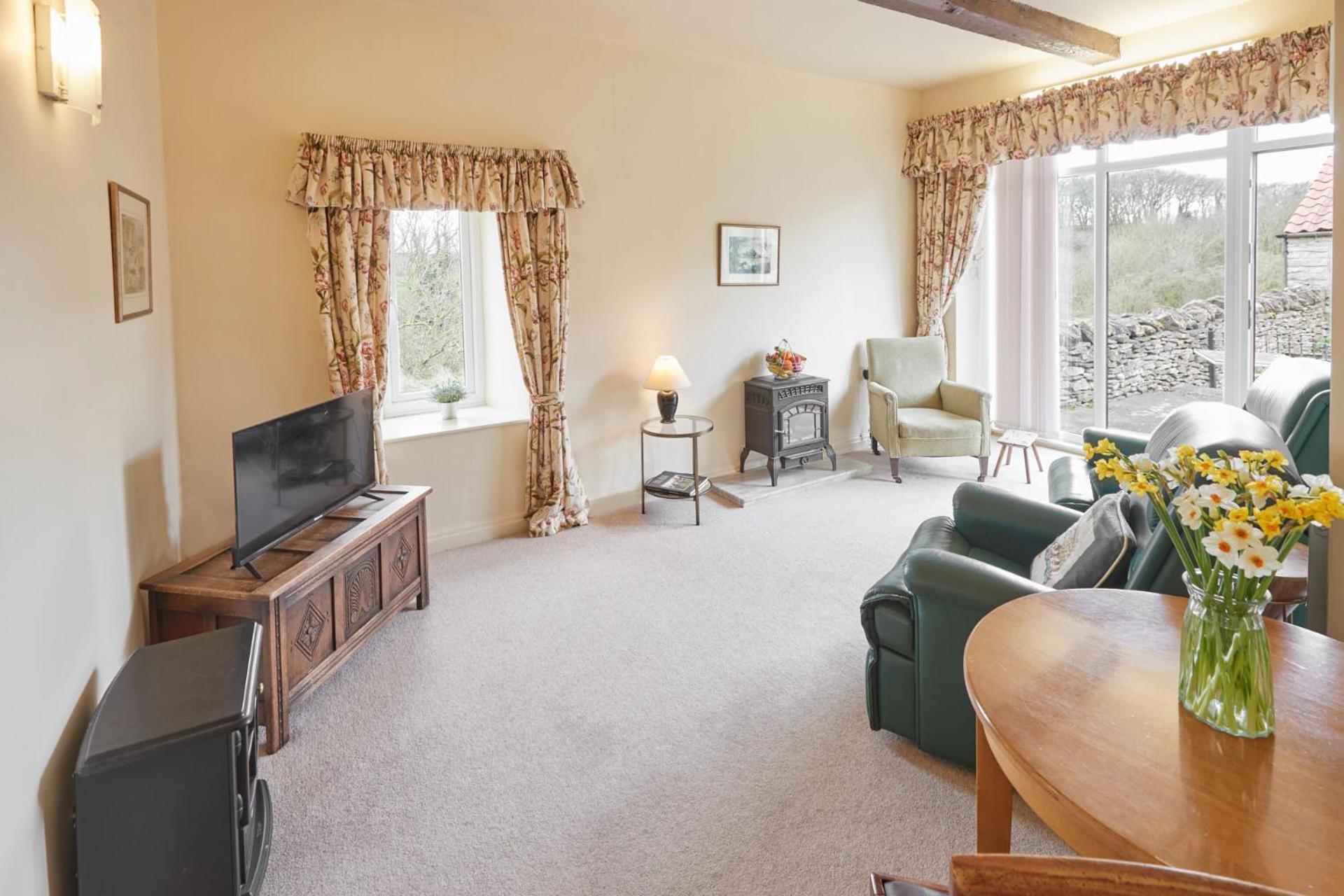 Valley View Farm Holiday Cottages 赫尔姆斯利 外观 照片