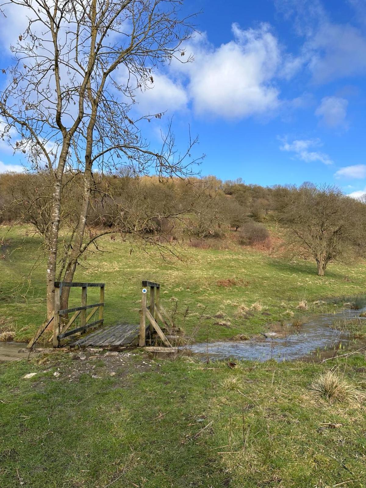 Valley View Farm Holiday Cottages 赫尔姆斯利 外观 照片